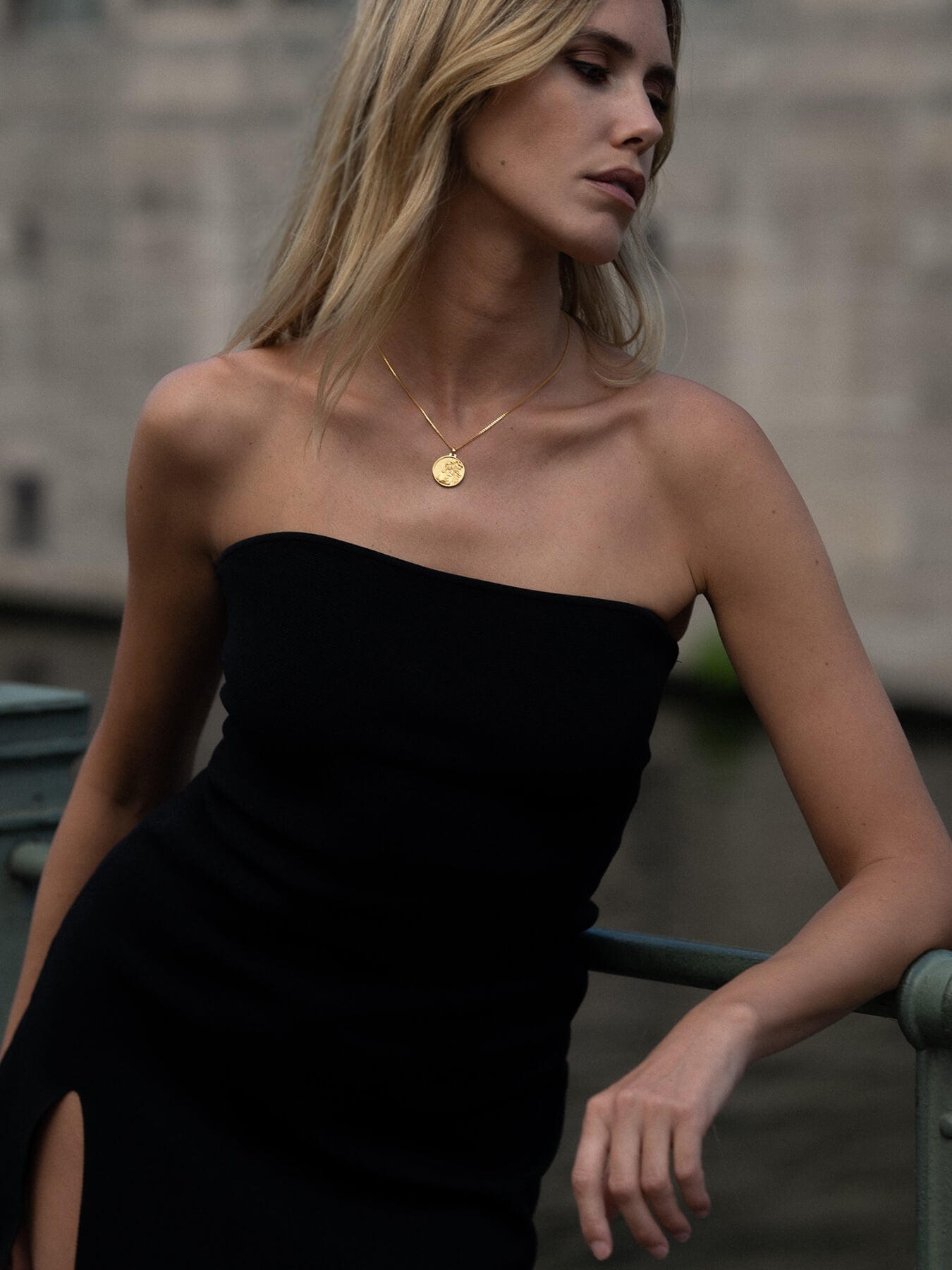 Aphrodite - Necklace - Solid - Gold