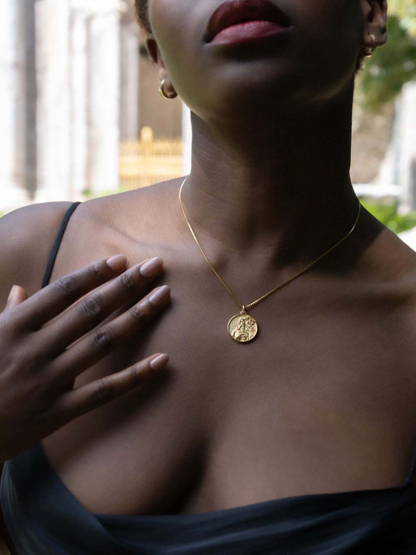 Aphrodite - Necklace - Solid - Gold